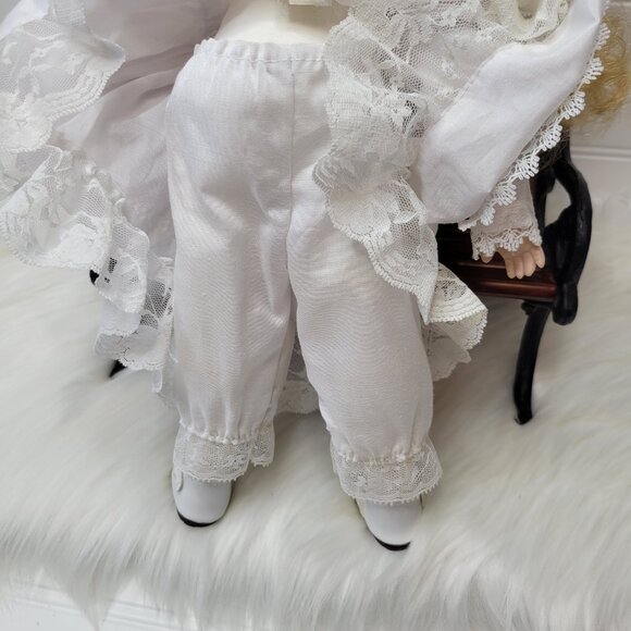 Vintage Brinn's Collectible Porcelain Doll 15" 1992 White Lace Dress & Knickers - Picture 11 of 12
